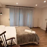Iris Garden Guest house 3*