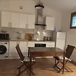 Iris Garden Guest house