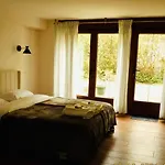 Iris Garden Guest house 3*