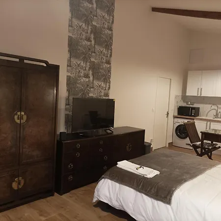Iris Garden Guest house