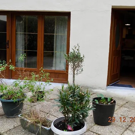 בית הארחה Iris Garden
